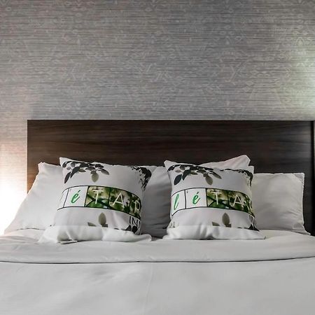 Letap Hotel Near Airtrain Jfk Airport New York Buitenkant foto