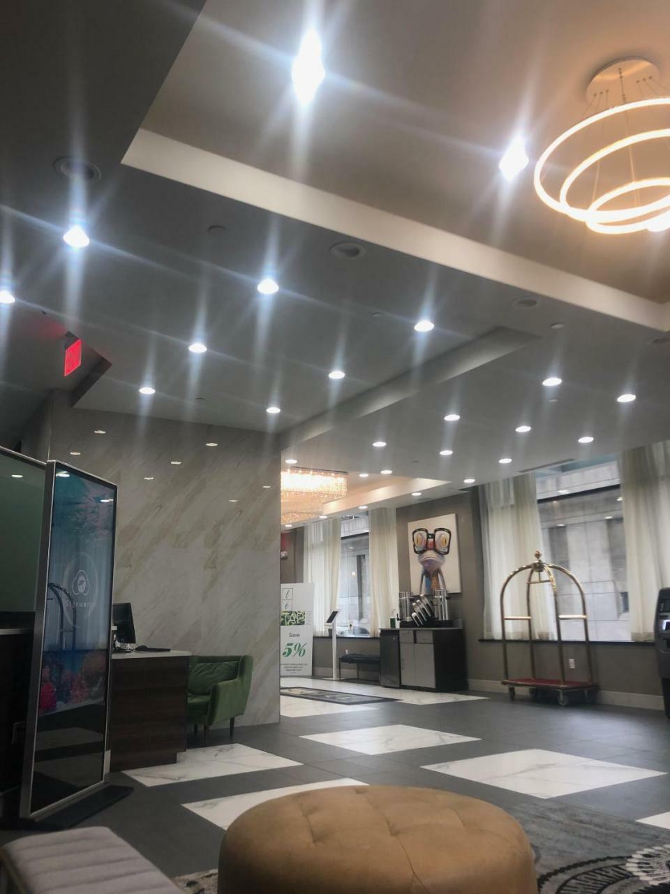 Letap Hotel Near Airtrain Jfk Airport New York Buitenkant foto